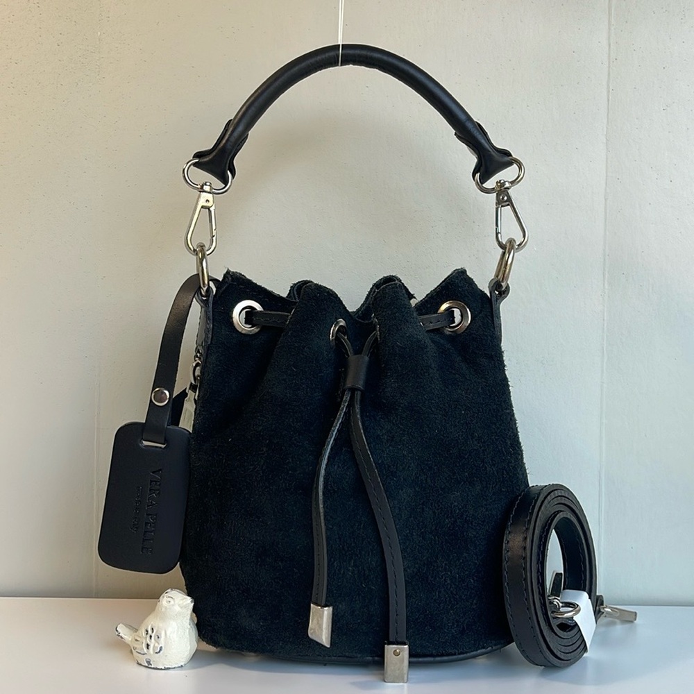 Vera Pelle Leather Mini Bucket Crossbody Bag